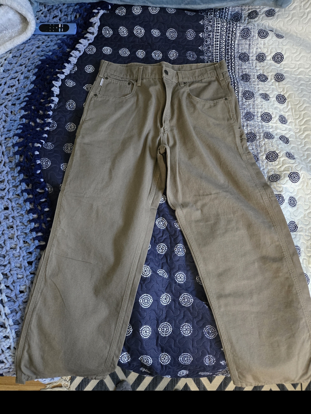 Carhartt Men's Cargo Pants in Olive Brown
